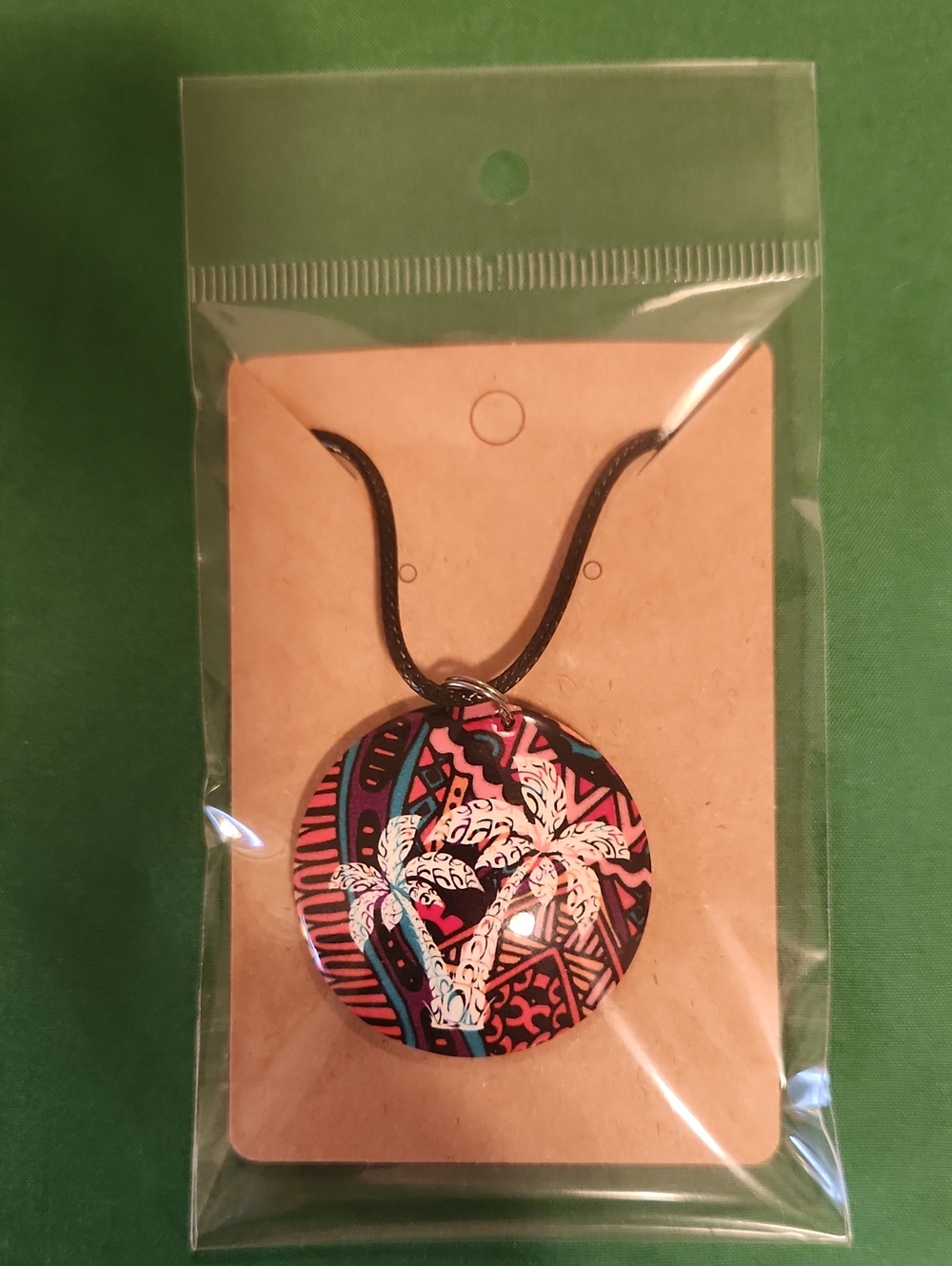 🔥Tropical Palm Tree Round Pendant Necklace 18" Leather Cord w/2" - Pink & Black